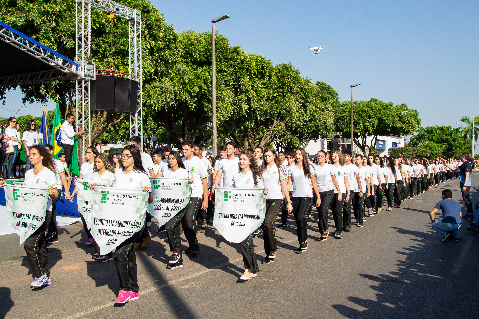 IFMT esteve entre as 28 entidades que participaram do desfile cívico organizado pela Prefeitura de Sorriso nas comemorações do Dia da Independência do Brasil